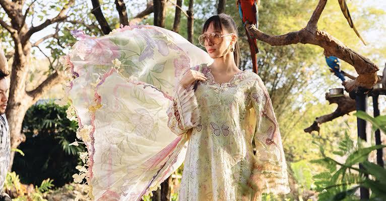 Maria B Butterfly Print Printed & Embroidered Lawn 3-Piece unstitched  Suit (D#5840)